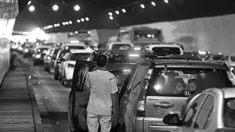 深圳市|现在三大黄金职业当中，有一个职业已经率先走下坡路了。