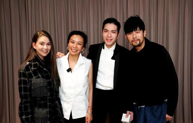 帮他赚上亿房产为他挡黑道，大萧敬腾13岁的新婚妻林有慧很有手腕