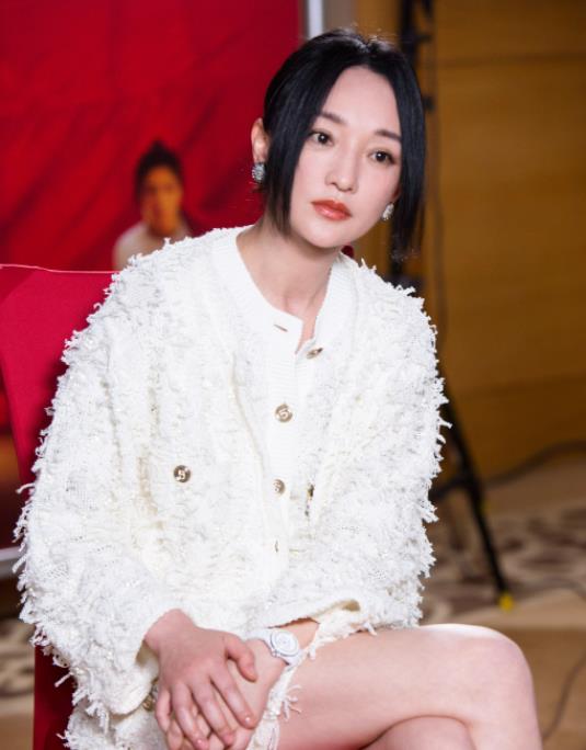 周迅陈坤领证结婚?相伴20年疑似修成正果,腹部隆起增加可信度!