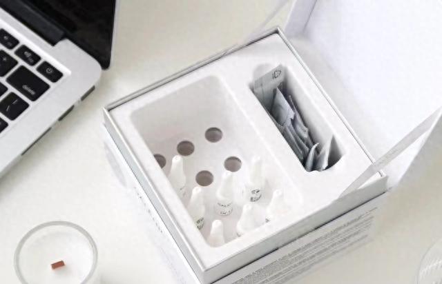 精华液测评推荐:让肌肤更净白更透亮,白得无瑕无斑、水嫩匀亮!