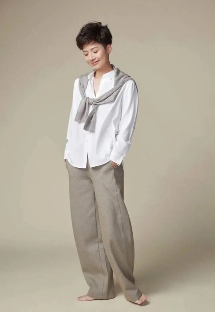 知名主持人自曝“向死而生”:女儿突然离世,将我的高傲彻底打碎