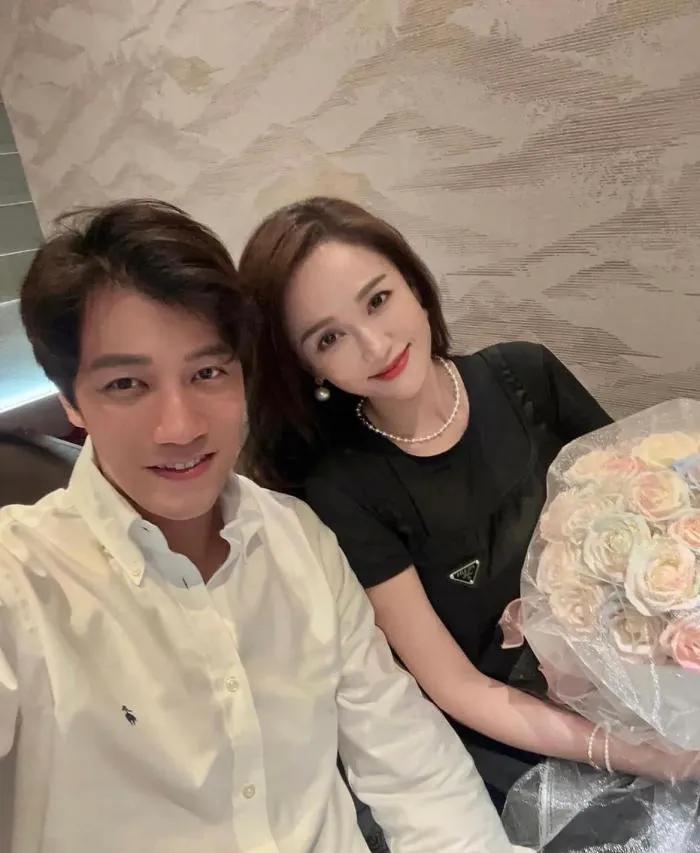 陈乔恩|陈乔恩和Alan晒照秀幸福，甜喊老公老婆示爱，两人越来越有夫妻相