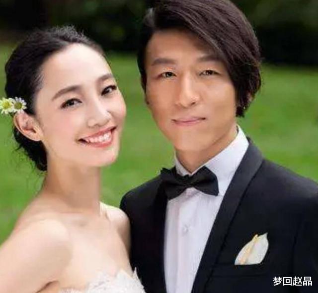 陈羽凡|过气艺人窘况：县城演出、直播被嘲、猛拍烂片，脸当鞋垫子