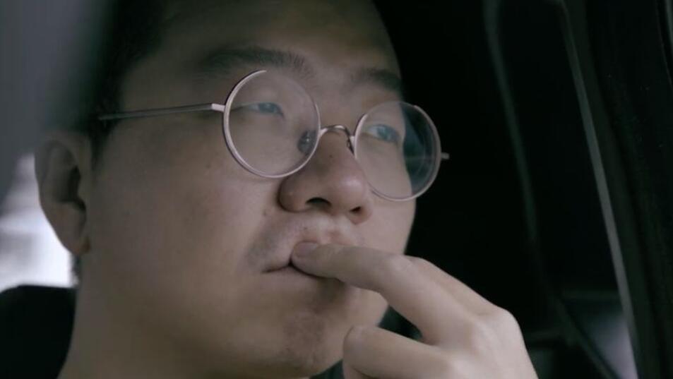 孟羽童|无力回天！央视拍片李诞电影《被光抓走了的人》，舆情招聘泡汤