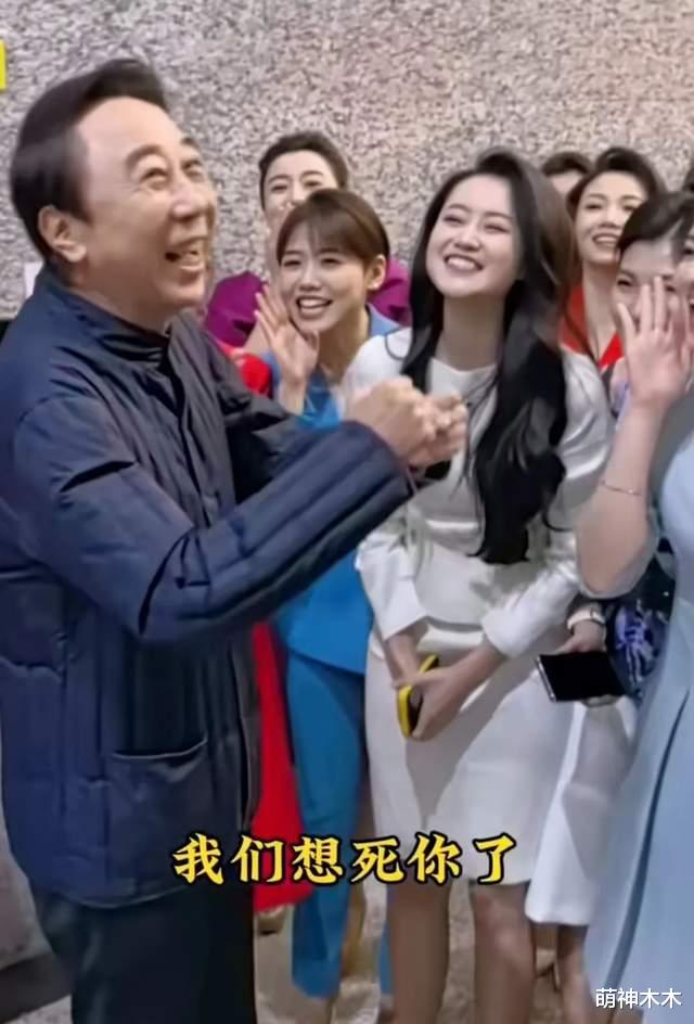 |春晚老熟人近况:冯巩转战短视频,赵本山身份升级,宋丹丹炒冷饭