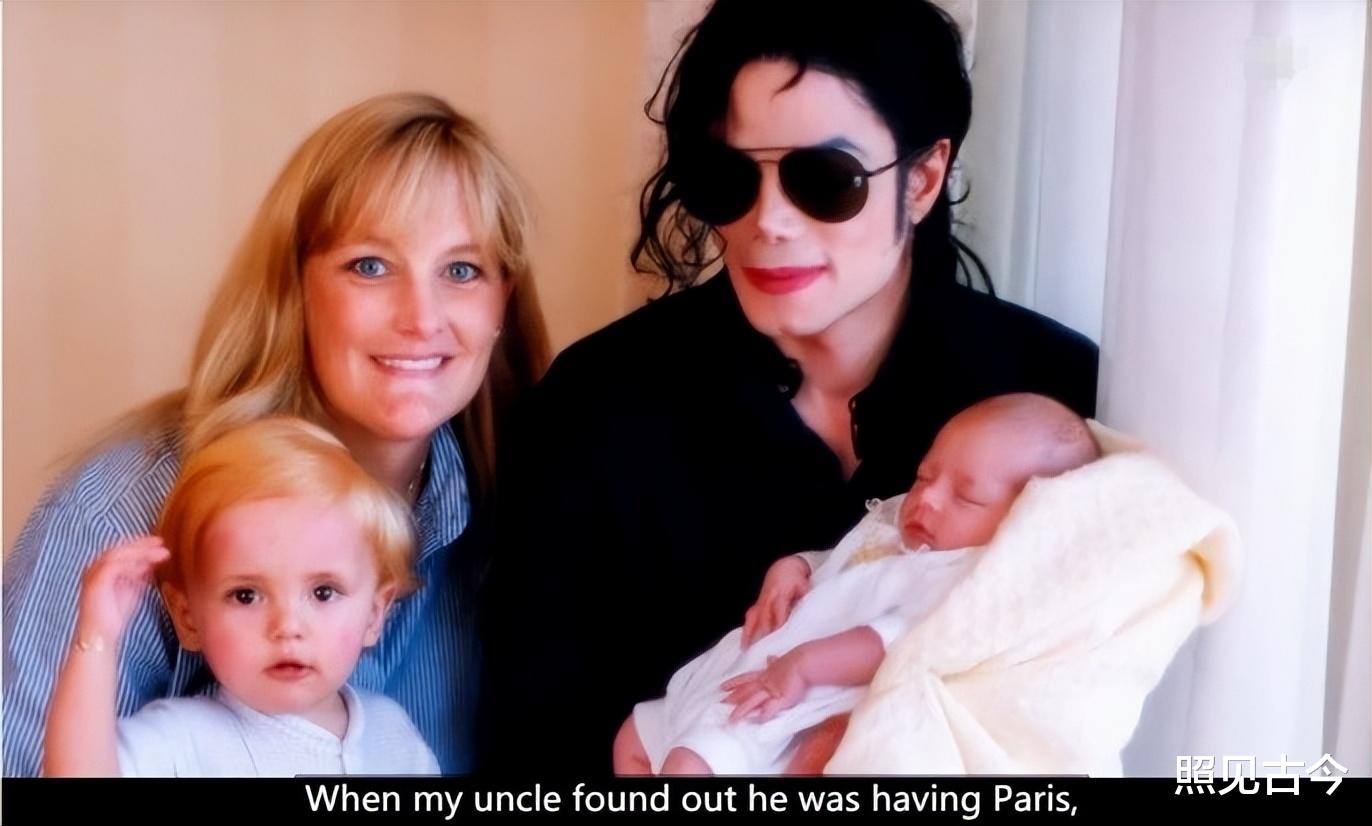 杰克逊唯一的女儿:11岁丧父骤然失宠,如今25岁皮肤白皙布满纹身