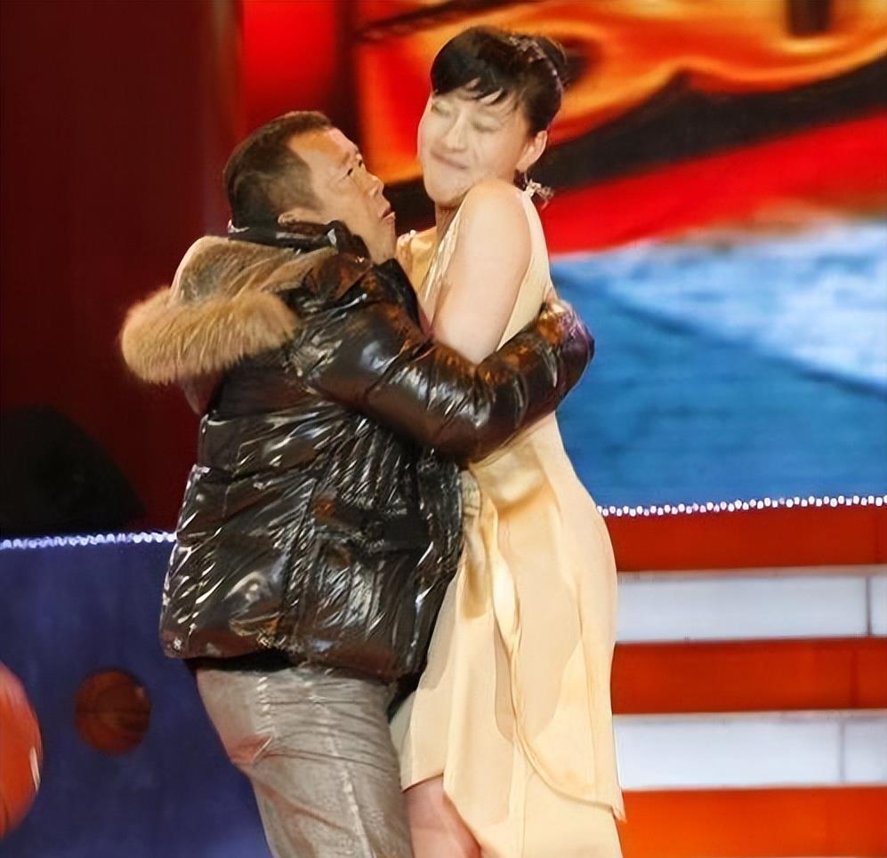 表面人模人样,实际居然是流氓头子,家暴恶魔,这些男星太令人作呕