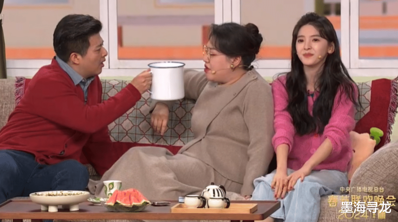 春晚又出尴尬小品,咋咋呼呼被批脱离群众,超越《初见照相馆》