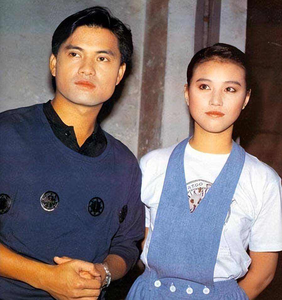 tvb知名老戏骨身价超十亿,接地气与妻子吃大排档逛市场 - 家居资讯(主