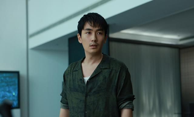 人民网评长篇幅点评《消失的她》，言辞犀利，句句说到观众心坎里