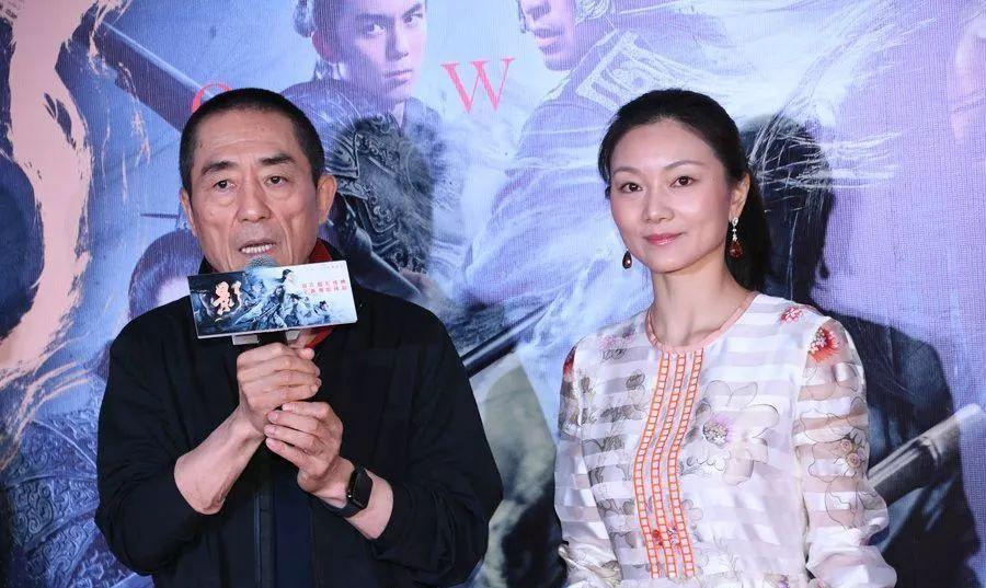 张艺谋被曝疑似婚变?陈婷取消“张艺谋妻子”认证,背后原因引人遐想