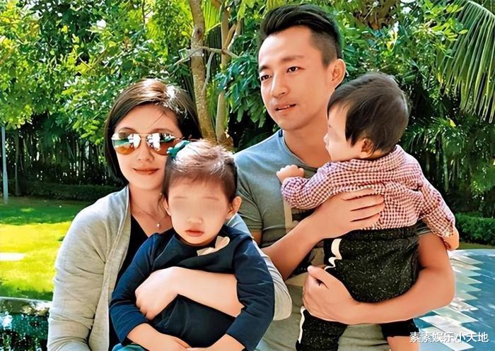 汪小菲|汪小菲与儿女合影照惹争议：两个孩子都没有笑容，很压抑的样子