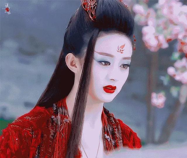 影版花千骨官宣定档，全员选角非常成功，剧版珠玉在前难成爆款