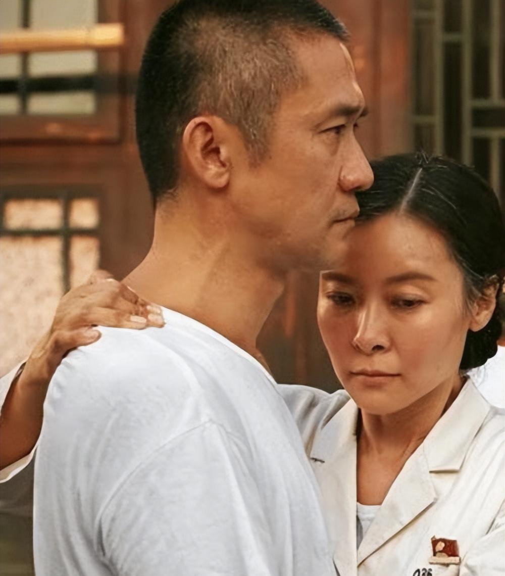 柯蓝:没婚姻,有固定伴侣,黄志忠陪了我10年,生理需求不是问题