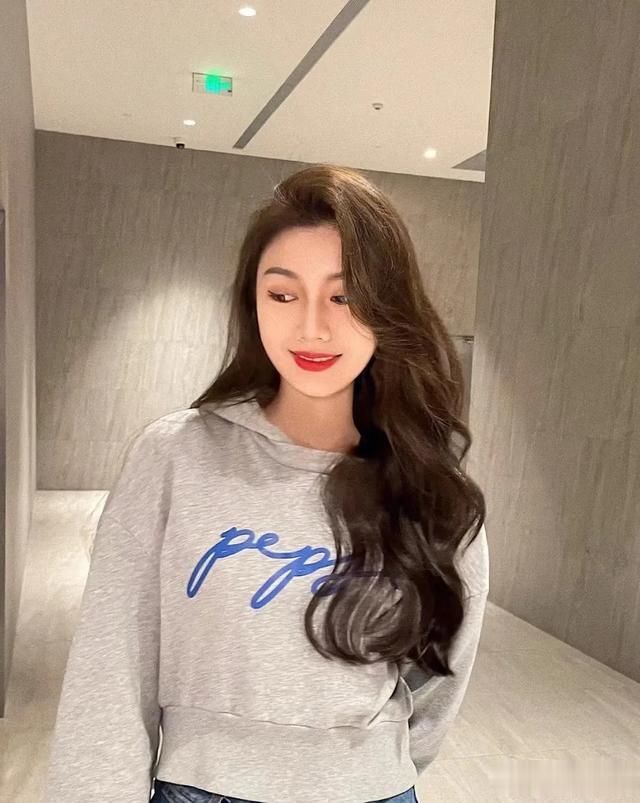 \法式大波浪\颜值天花板!