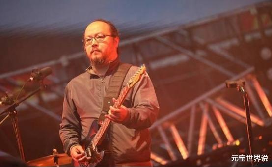 如今的窦唯成了邋遢老头，他真的这么穷了吗？其实我们都想错了