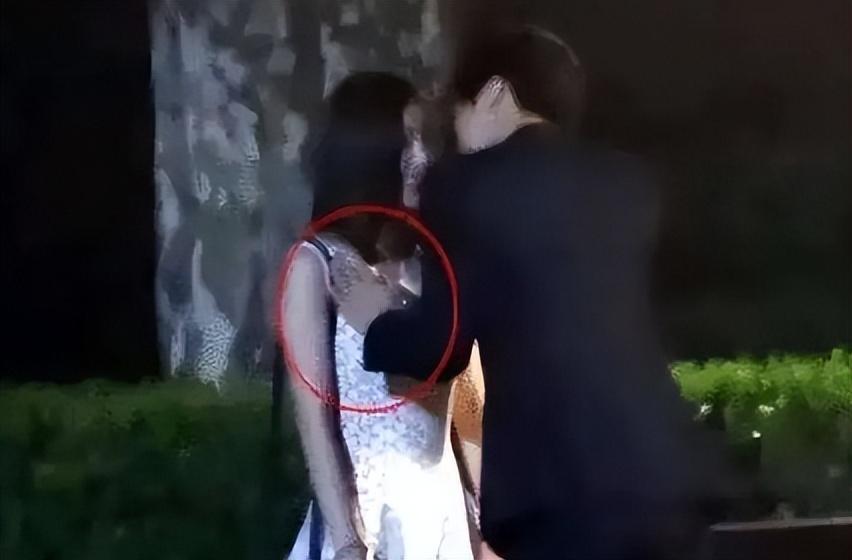 “封杀”不到1年，再看李易峰现在的处境，很可恨，但也很可悲！