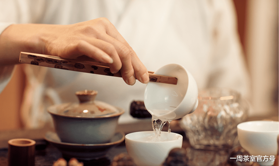 喝茶能解酒和藥？揭秘長期飲茶對腎臟的影響，答案或許出乎你的預料！