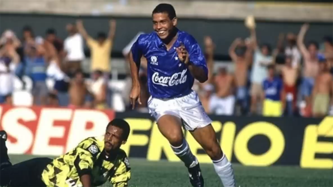 王泉泽|来自天外的来客，一代人抹不掉的记忆，外星人罗纳尔多