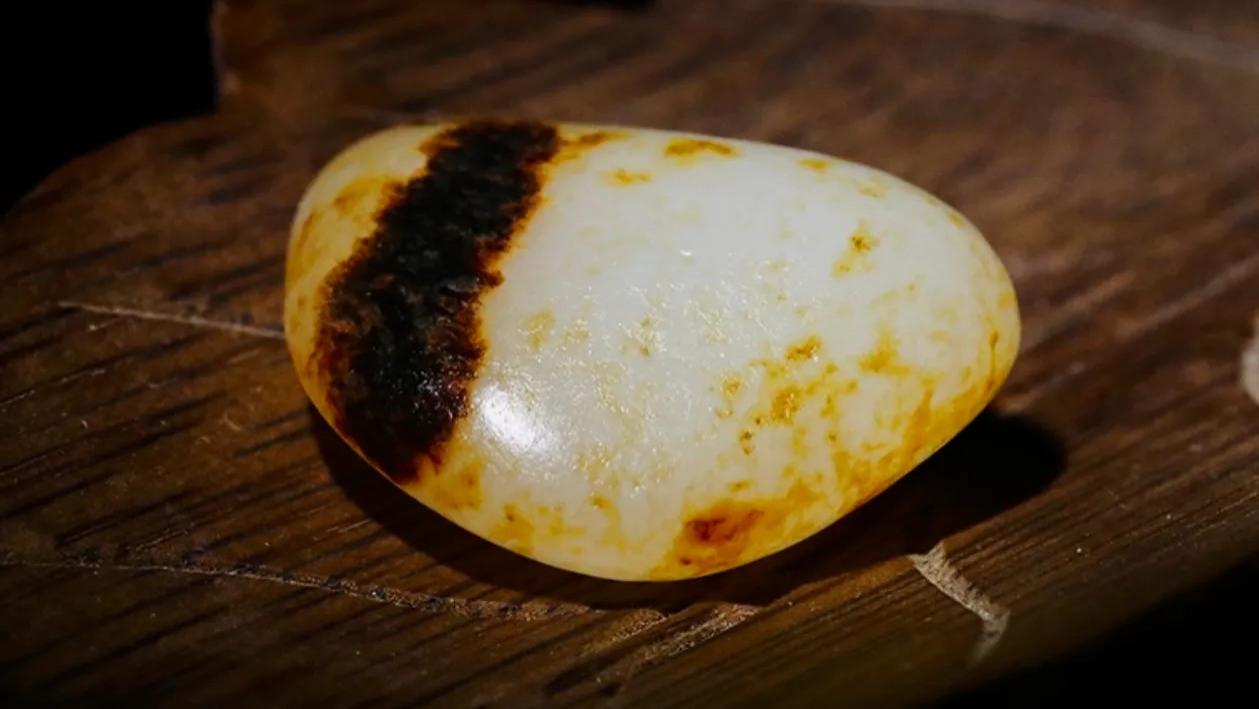 |不走寻常路！十种反常规的特色和田玉！