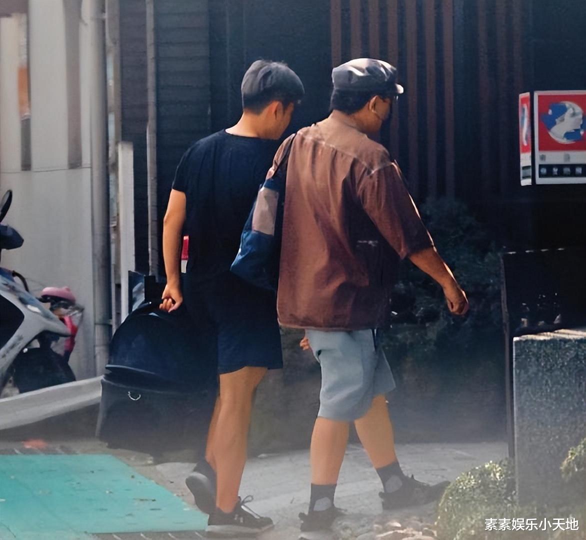 蔡康永|蔡康永恋情曝光：和年轻壮汉一起回家，对方帮他付款有说有笑