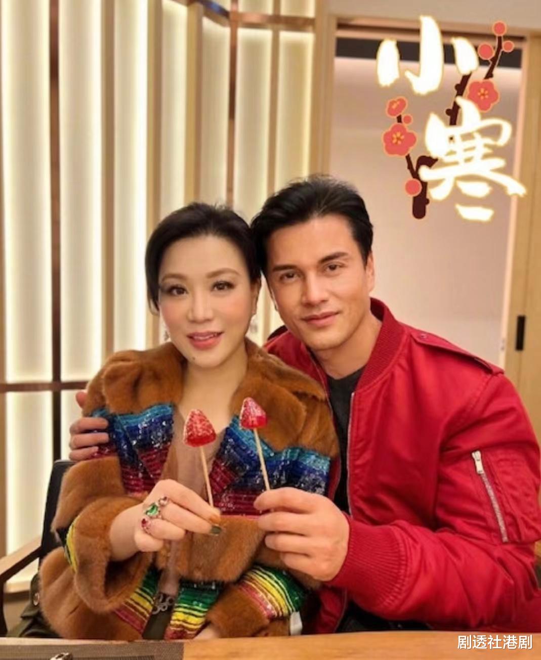 吕良伟|好恩爱！知名港星晒百万名车被嘲吃软饭，其太太点赞留言低调护夫