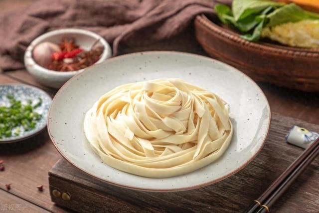 重阳节|明日重阳节，1要记得别说快乐，2要记得吃4样，为家人祈福长寿