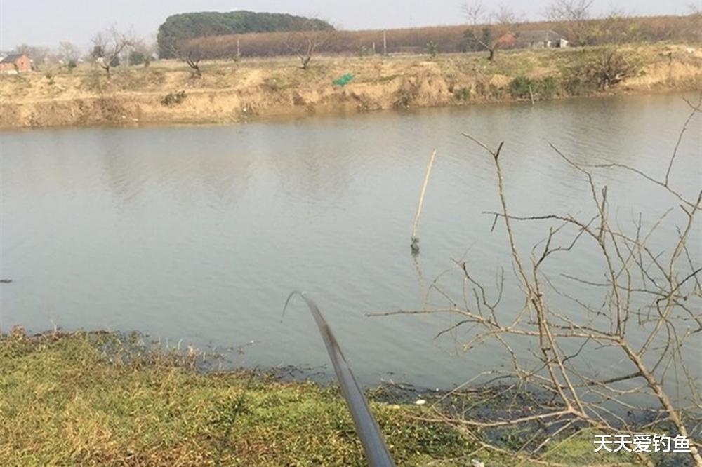 冬季野钓，用好4个秘密招数，让咬钩量提升10倍