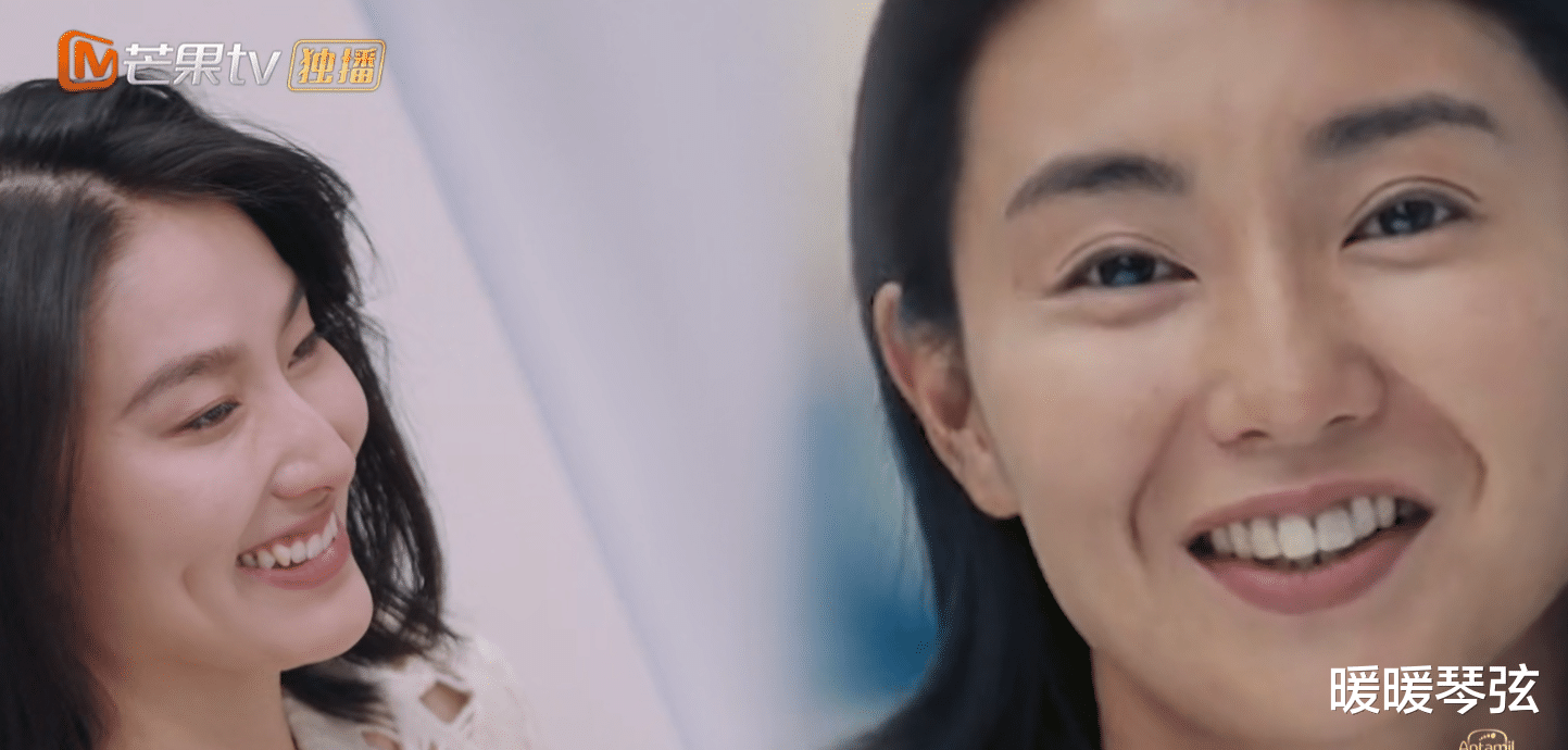 43岁纪焕博没有孩子,害怕变老焦虑,感叹:妻子年轻漂亮像张曼玉