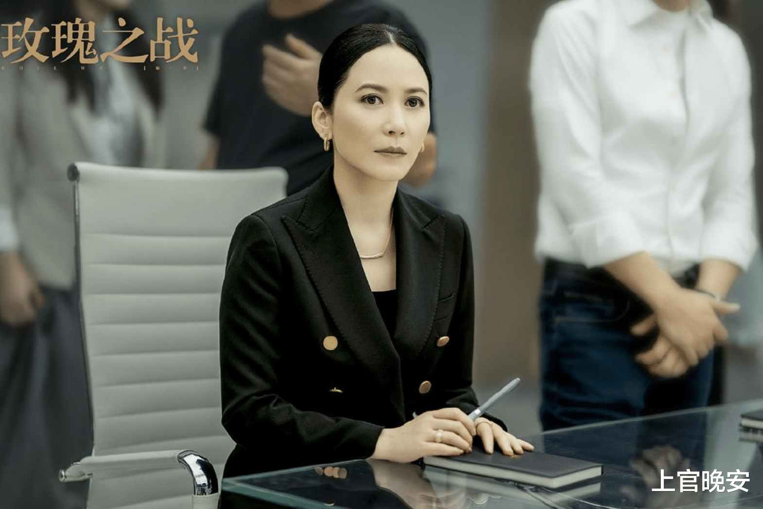 穿衣搭配 有着一张“大饼脸”却美出特色的女星，脸大和美貌，从来都不冲突