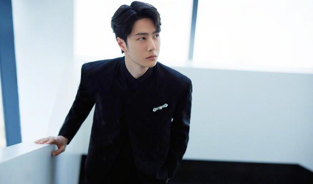 王一博|王一博清瘦好多,看到他的减肥餐,自律可不是随便开玩笑