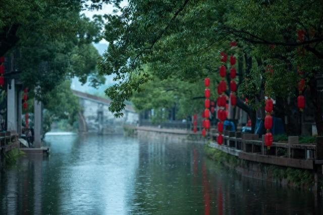 新疆维吾尔自治区|悄然一场雨，回首秋意浓