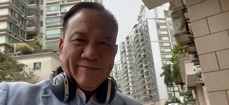 不要嘲笑万梓良的落魄,如果可以,谁不想体体面面生活