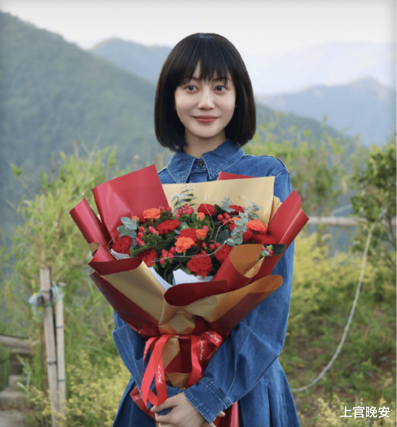 还记得“腿精”李溪芮吗?一段时间不见,她的脸怎么变得认不出了