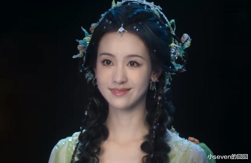 《狐妖》预告遭吐槽,38岁杨幂被女配艳压,网友:给年轻人腾条路