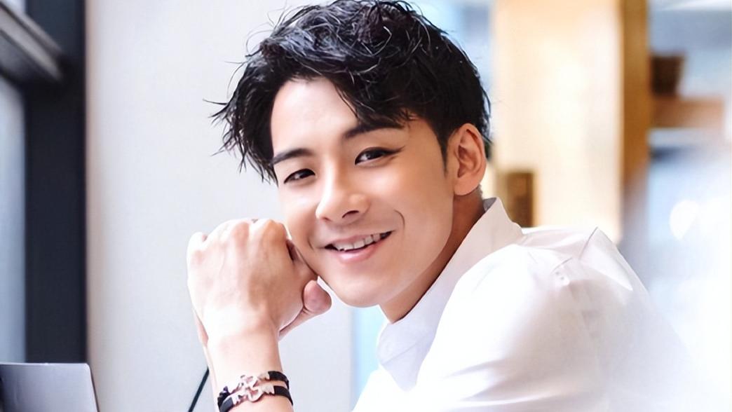 TVB前小生离巢主持新节目，旅行回来送礼物，被郑裕玲吐槽好差啊