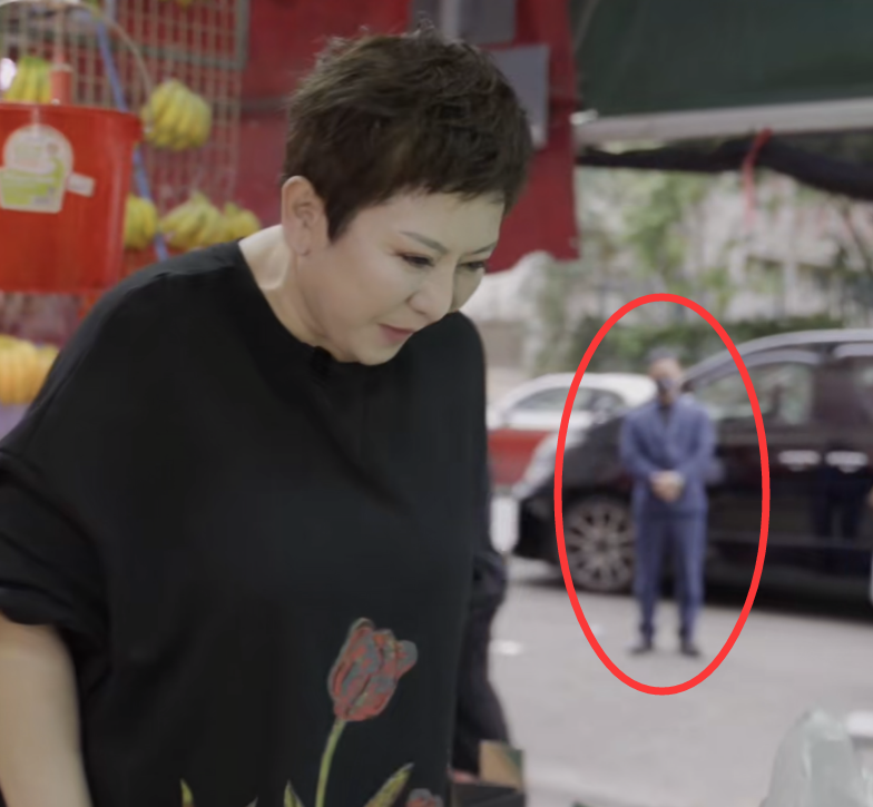 向太|向太暂停直播带货，带保镖去菜市场买菜引热议，还巧遇好友邵美琪