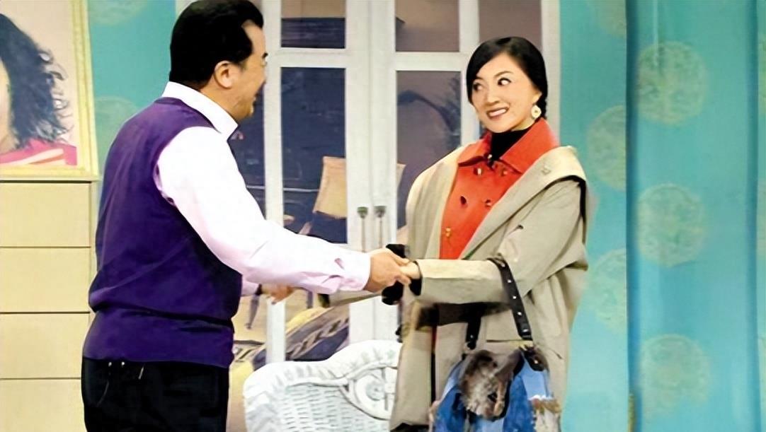 5登春晚火遍全国,却沦落至精神病院,谁害了“小品女王”金玉婷