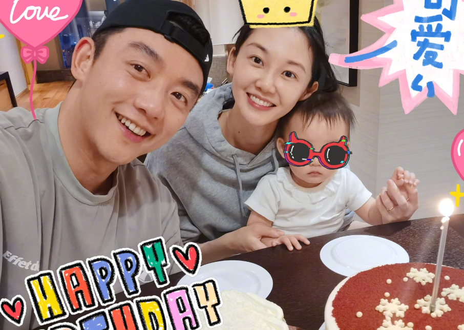 苗苗穿拖鞋逛夜市,在地摊上给儿女挑选玩具!郑恺嫌弃:我不想要