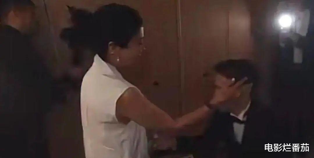 萧敬腾求婚大14岁经纪人，牵出明星和经纪人关系，只能用复杂形容