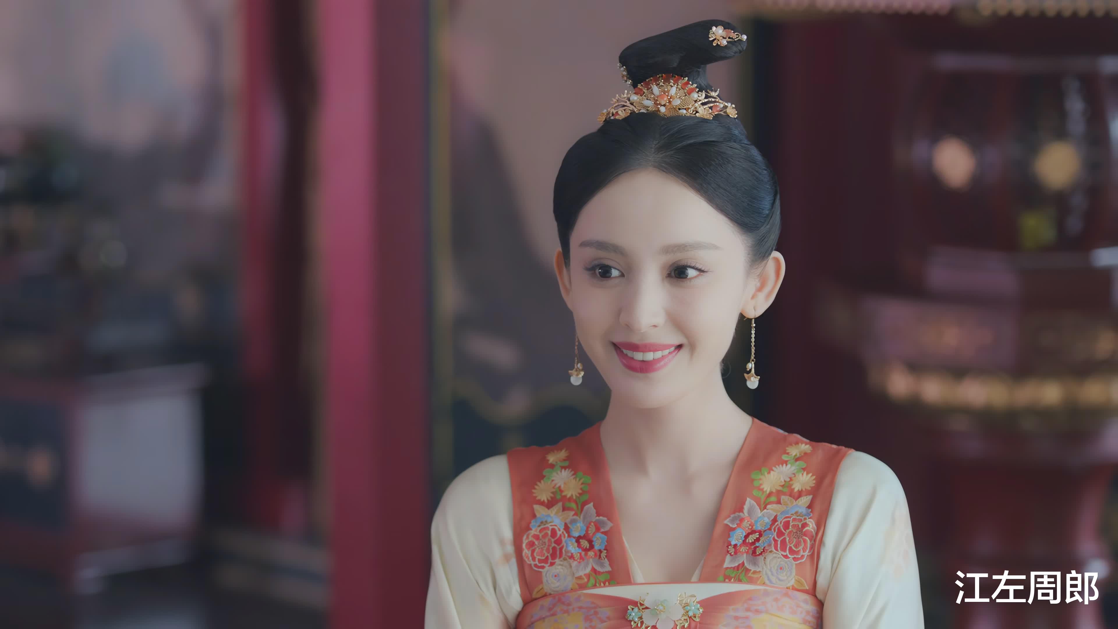 好家伙,古力娜扎《风起西州》首播就差评一片,观众的差评理由都出奇一致