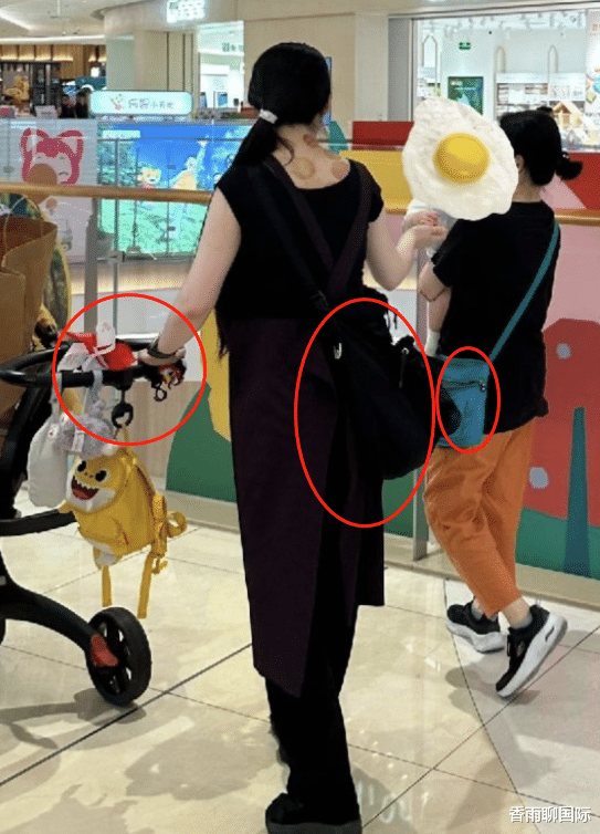 郭碧婷|郭碧婷带娃逛商场，后背一排火罐印，背包推车像保姆，路人不敢认！