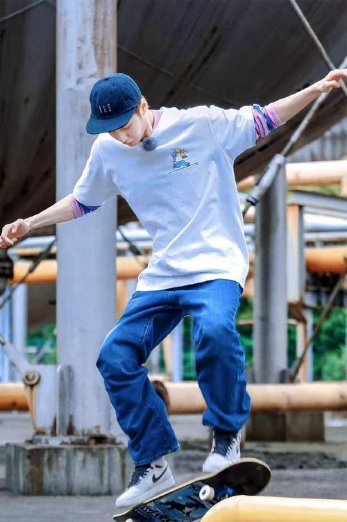 王一博|王一博为《无名》带来的只有流量？王一博和“香菜鞋”是怎么说？