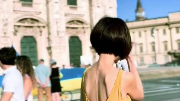 陈鲁豫现身意大利，头身比例怪异，称从不吃主食