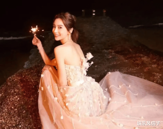 曝baby遭软封杀? 已录综艺延播,周边下架照片被禁,疑买热搜试水