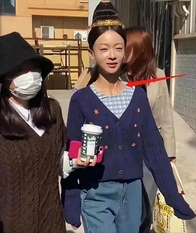 娱乐圈的身材“老大难”，看脸美艳，但腿粗、虎背熊腰是硬伤