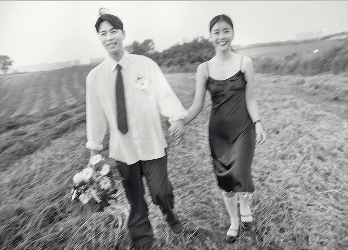 Girl's Day成员宣布喜讯，和演员李东河11月完婚