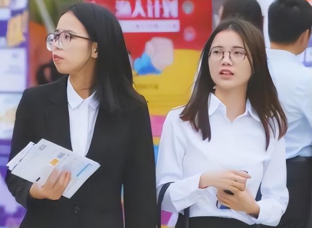 大学生|部分岗位面临“用工荒”,月薪万元也不受学生欢迎,原因值得重视