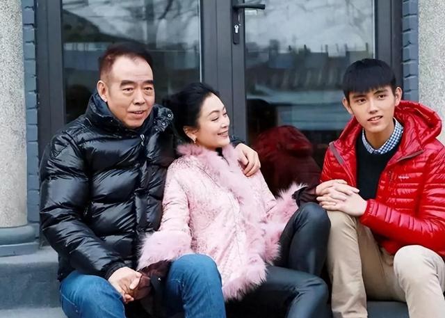 因太漂亮被导演收入囊中的四位女星!有一位还未拍完戏就已经怀孕