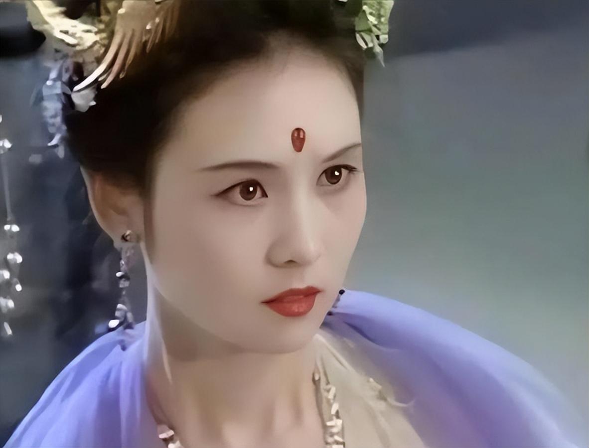 “最美嫦娥”邱佩宁：65岁仍是仙女模样，冯小刚：我都惊呆了！